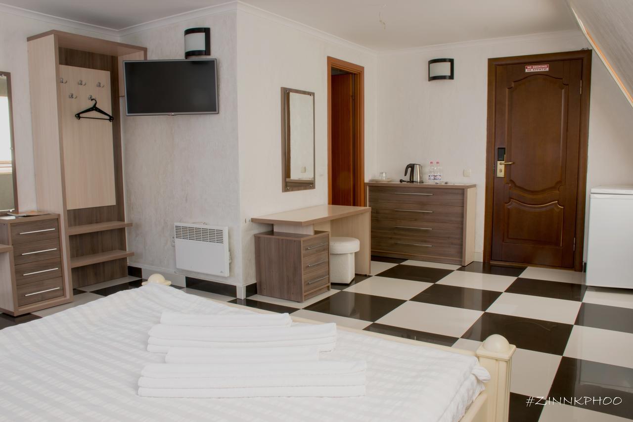 Kedem Hotel Lipiny Exteriér fotografie